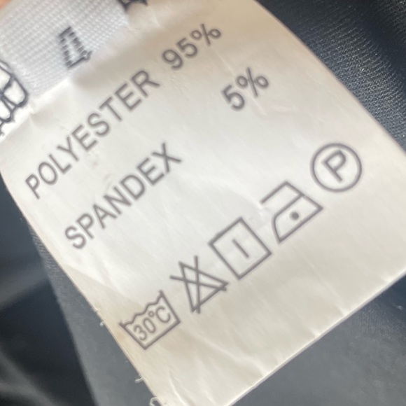 BEAUTIFUL PARTY GOWN CUT BACK WITH SHEER TOP - Picture 11 of 11